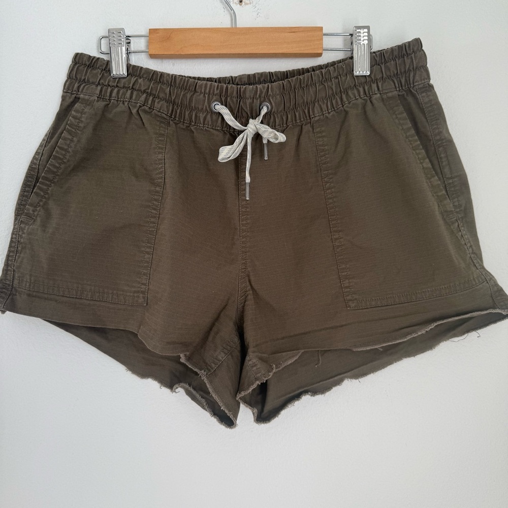 Vuori Vintage Ripstop Shorts Womens Size M Oregano Outdoor Hiking Pull On - Picture 3 of 8